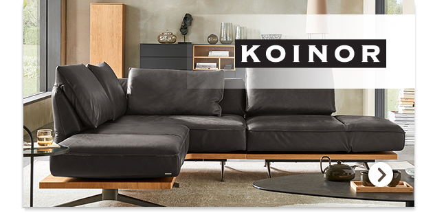 Edles Sofa mit Lederstoff und Holz Elementen von Koinor