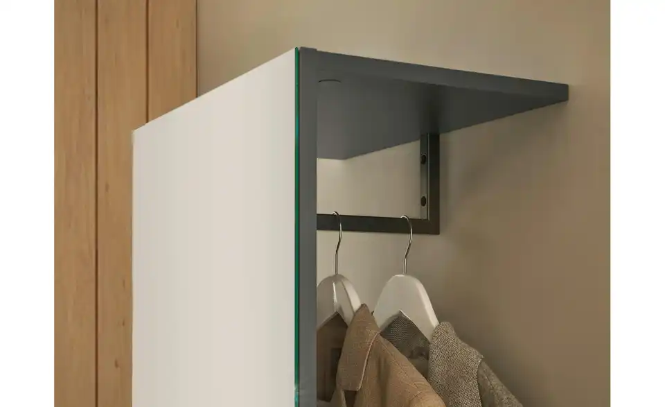 Garderobenschrank, Detailansicht