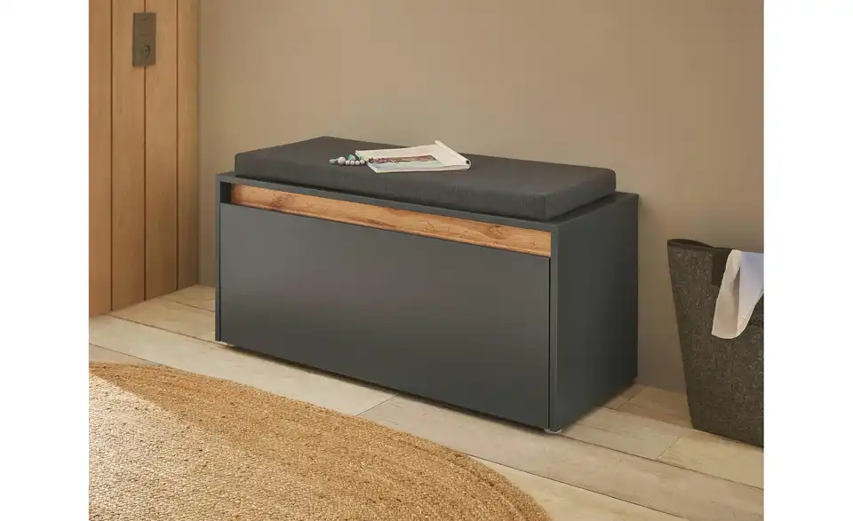 Garderobenkombination, in Wohnsituation