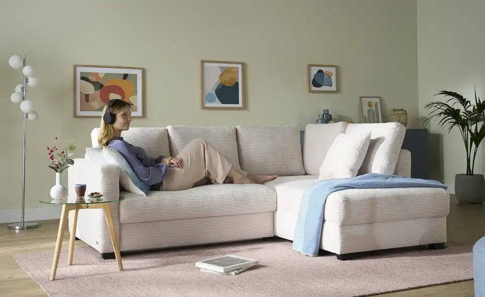 bobb Ecksofa mit Boxspringpolsterung Lisa de Luxe, in Wohnsituation