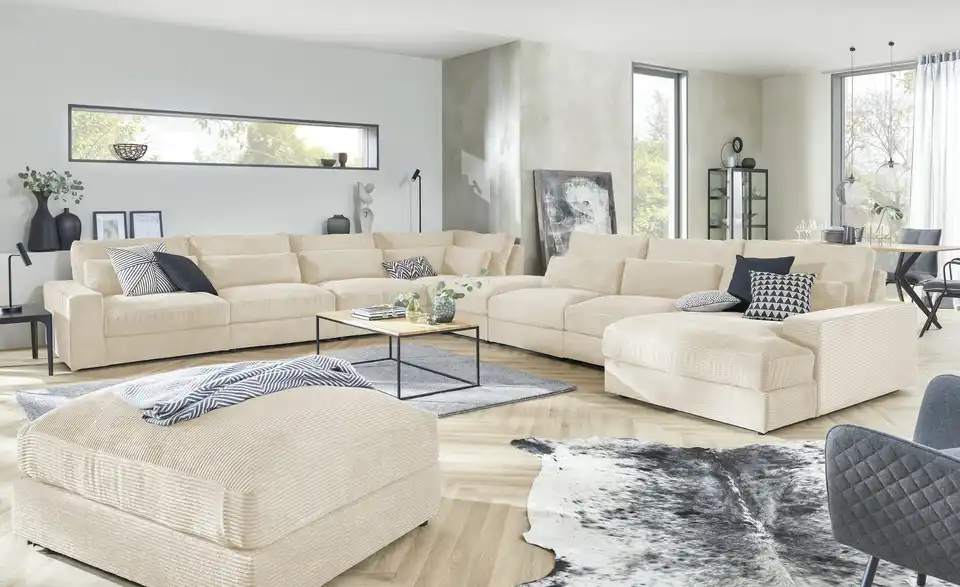 Element Branna Hocker, in Wohnsituation
