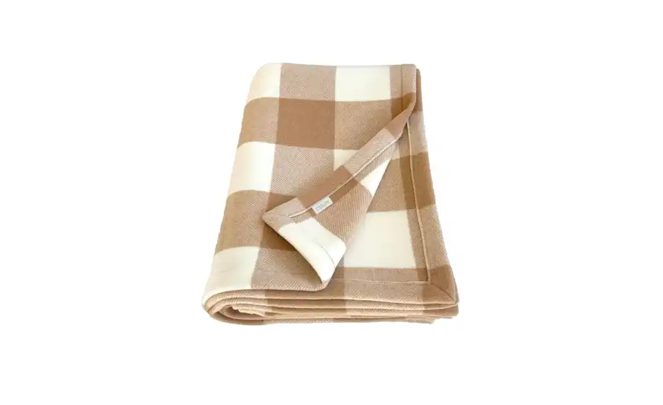 Apelt Plaid, Frontansicht