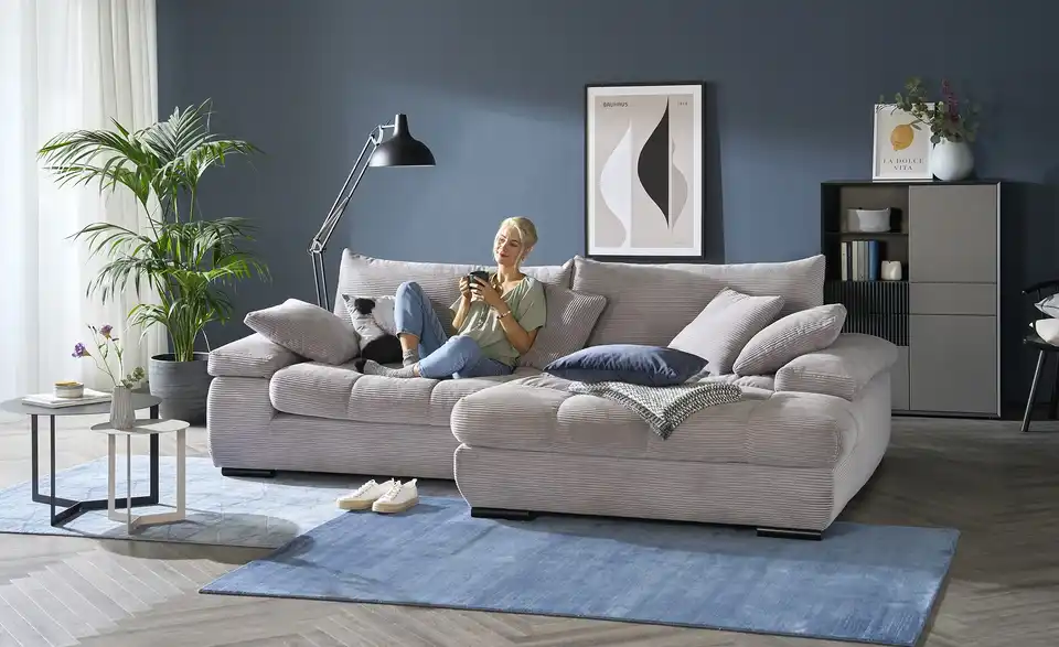 bobb Ecksofa Hella mit trendigem Cordbezug, in Wohnsituation
