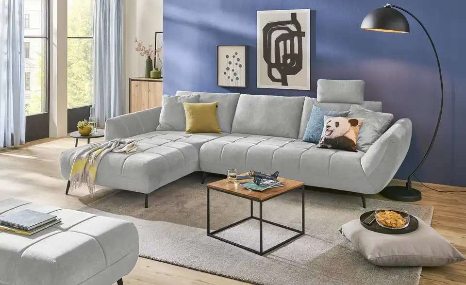bobb Ecksofa Carly mit Sitztiefenverstellung, in Wohnsituation