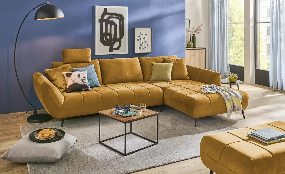 bobb Ecksofa Carly mit Sitztiefenverstellung, in Wohnsituation