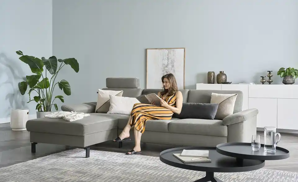 Max Schelling Ecksofa Maximum Move Feincord, in Wohnsituation