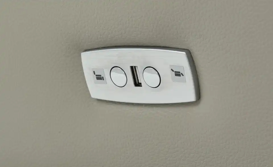 uno Ecksofa Hedy mit Relaxfunktion, Detailansicht