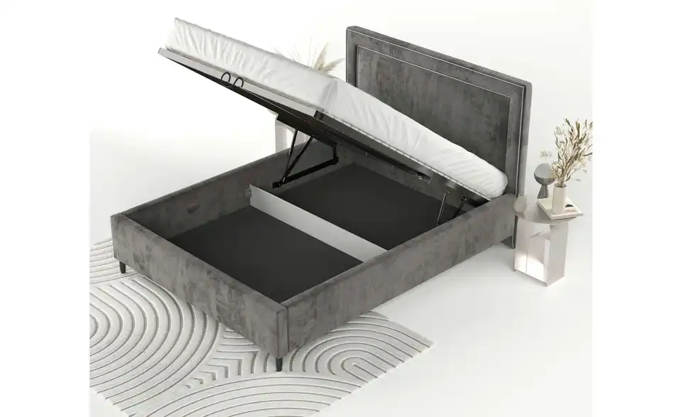 Polsterbett mit Stauraum, in Wohnsituation