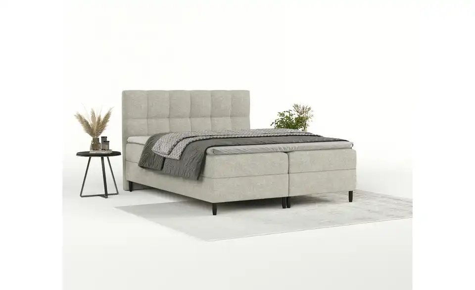 Boxbett mit Stauraum, in Wohnsituation