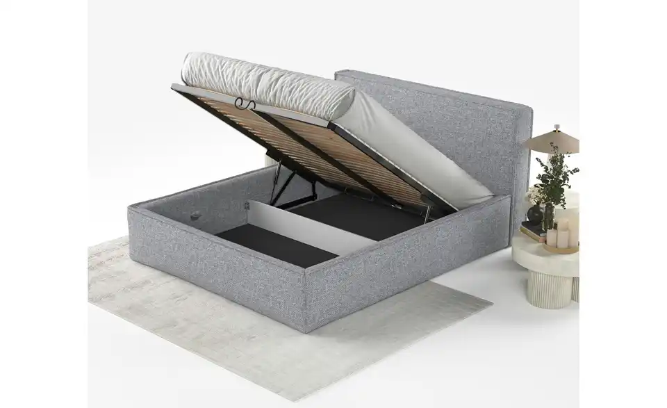 Polsterbett mit Stauraum, in Wohnsituation