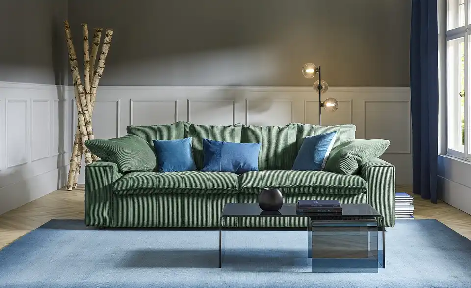 Big Sofa Kini, in Wohnsituation