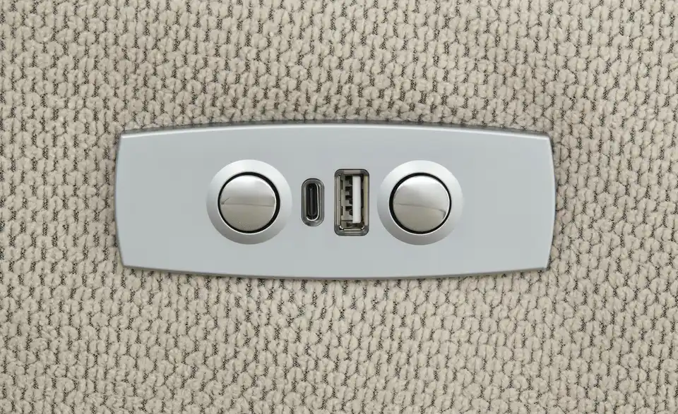 Ecksofa Master mit elektrischer Sitztiefenverstellung, Detailansicht