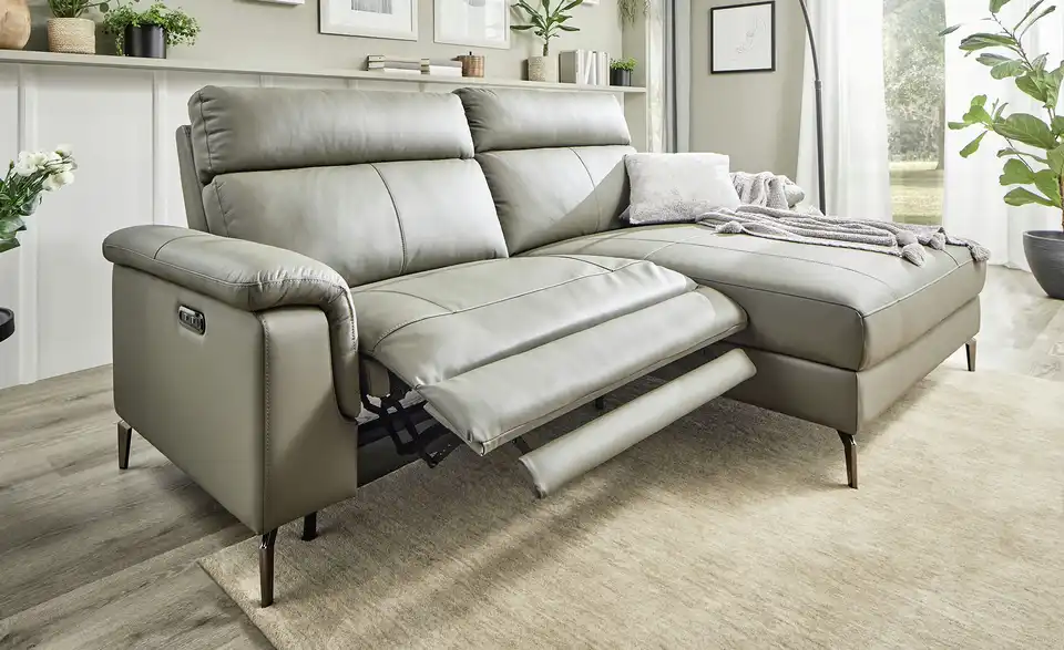 Ecksofa Tina mit Relaxfunktion, in Wohnsituation
