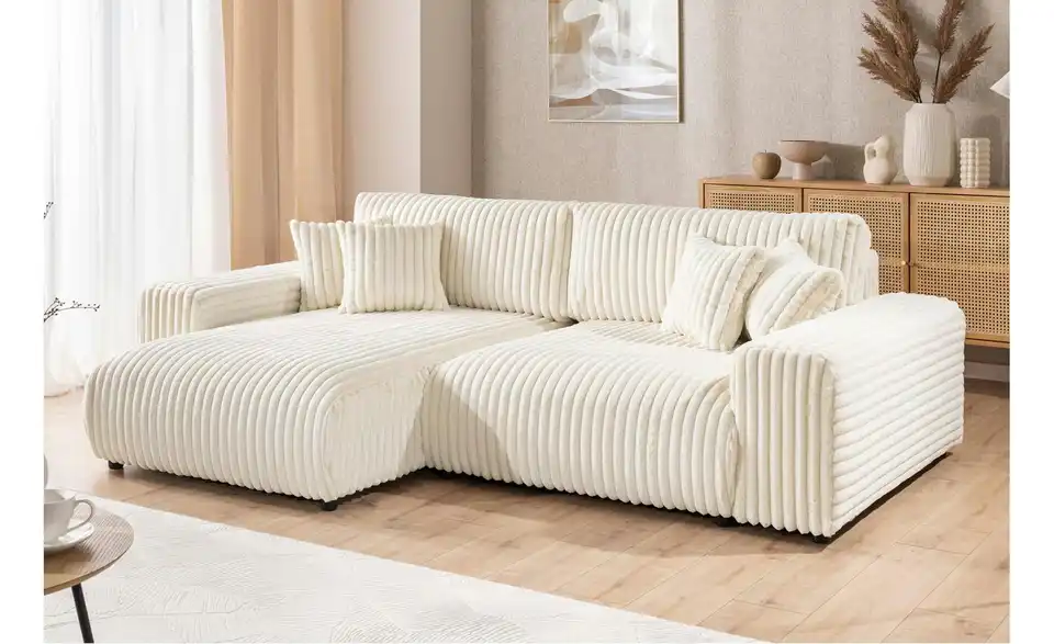 Ecksofa, in Wohnsituation