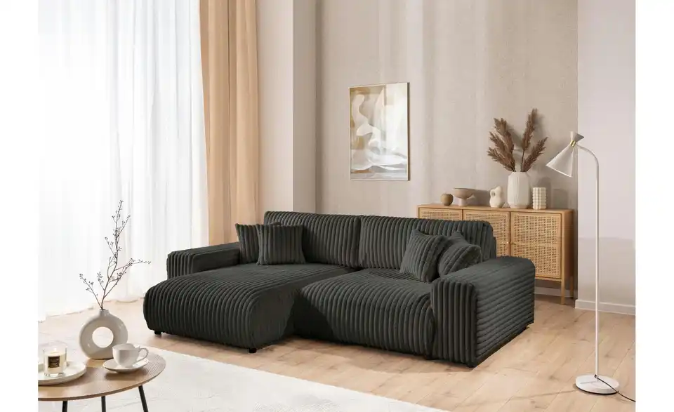Ecksofa, in Wohnsituation