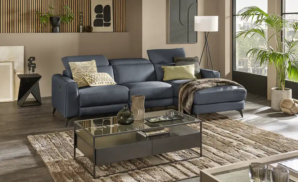 uno Ecksofa Taku mit Relaxfunktion, in Wohnsituation