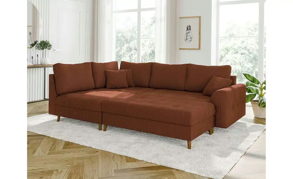 Ecksofa mit Hocker Maya, in Wohnsituation