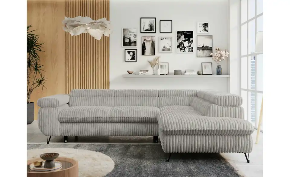 Ecksofa Hellgrau, in Wohnsituation