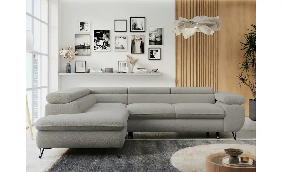 Ecksofa Hellgrau, in Wohnsituation