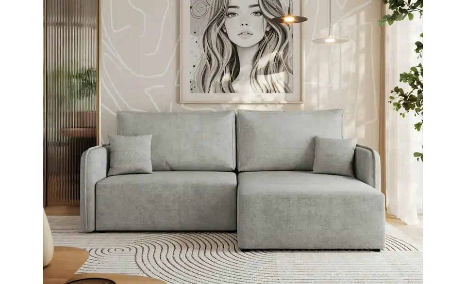 Ecksofa Hellgrau, in Wohnsituation