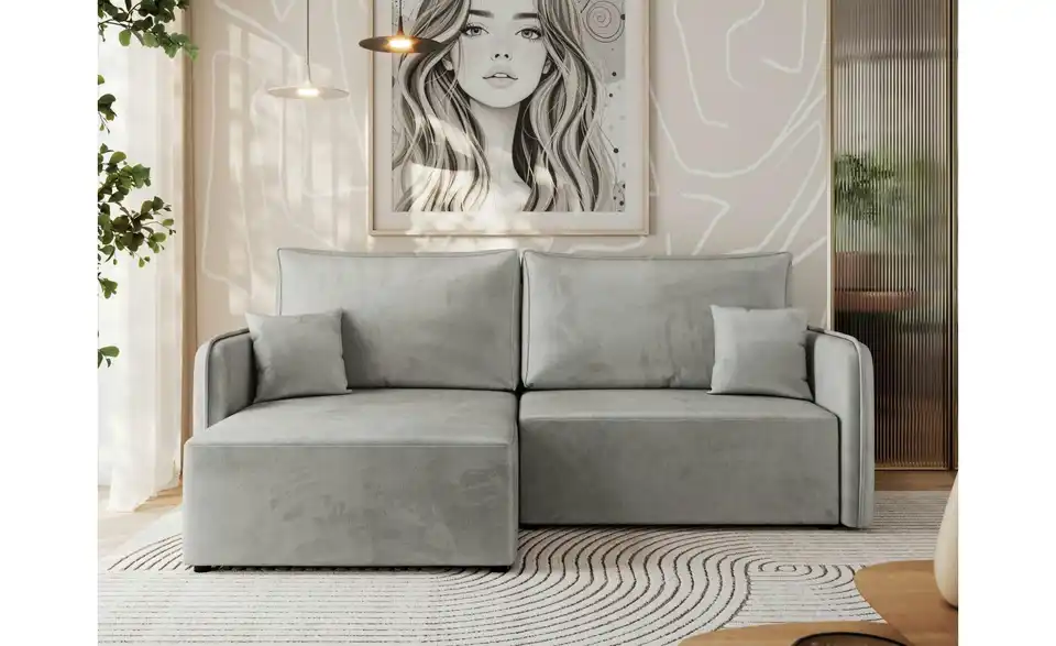 Ecksofa Hellgrau, in Wohnsituation