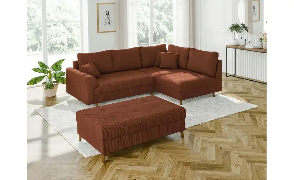 Ecksofa mit Hocker Maya, in Wohnsituation