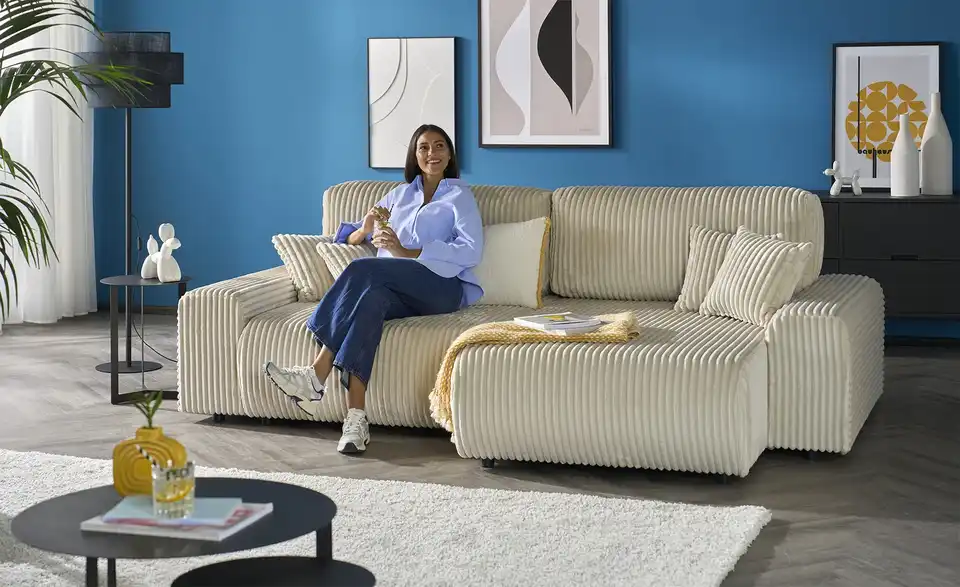 Ecksofa Jolena im modernen Breitcord, in Wohnsituation
