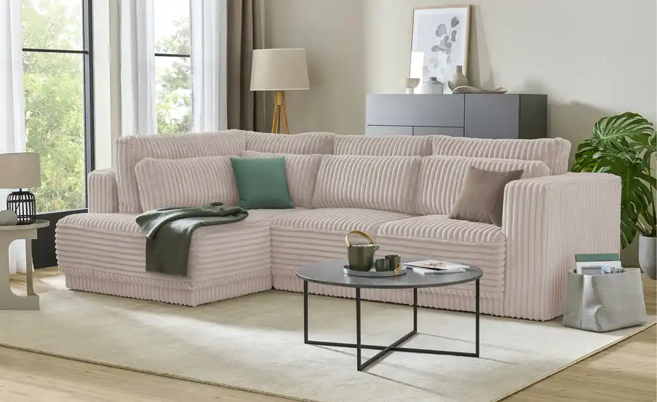 switch Ecksofa Tirana, in Wohnsituation