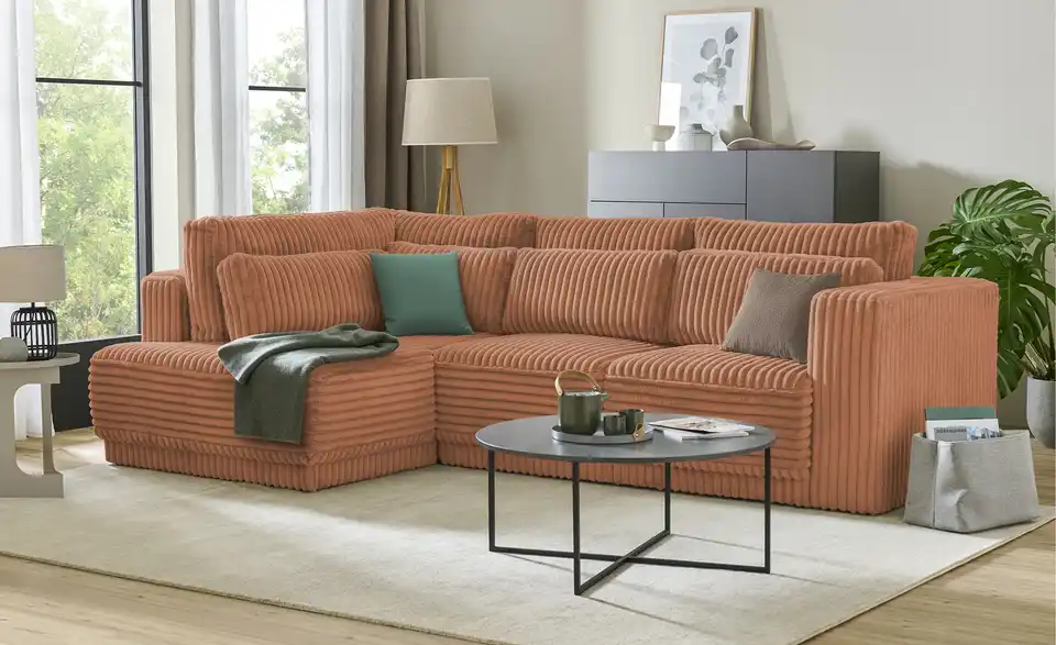 switch Ecksofa Tirana, in Wohnsituation