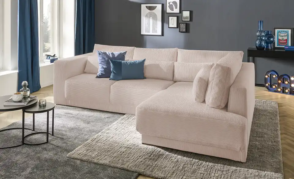 switch Ecksofa Tirana, in Wohnsituation