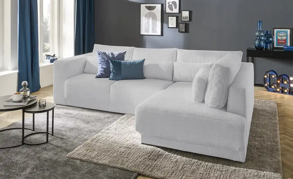switch Ecksofa Tirana, in Wohnsituation