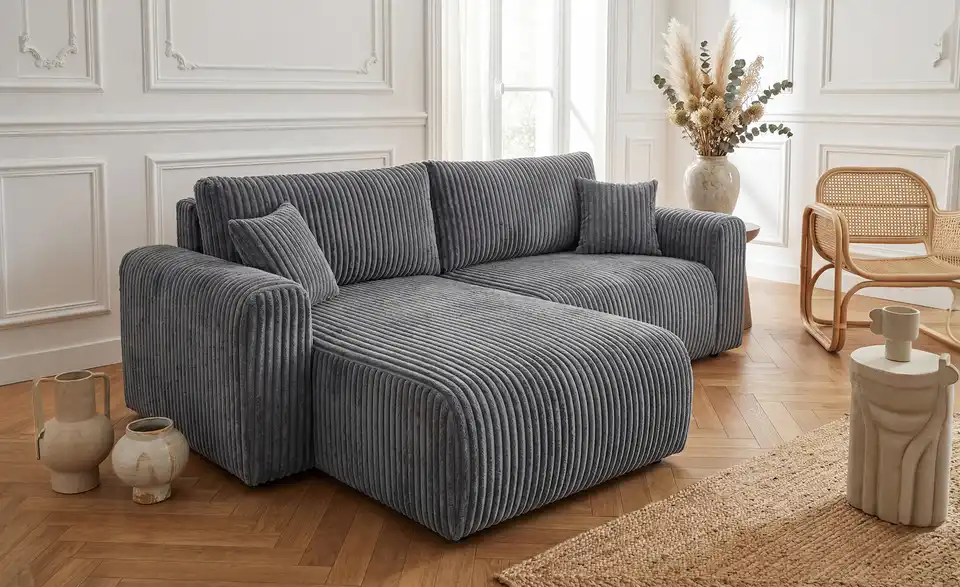 Ecksofa Henna mit Schlaffunktion, in Wohnsituation